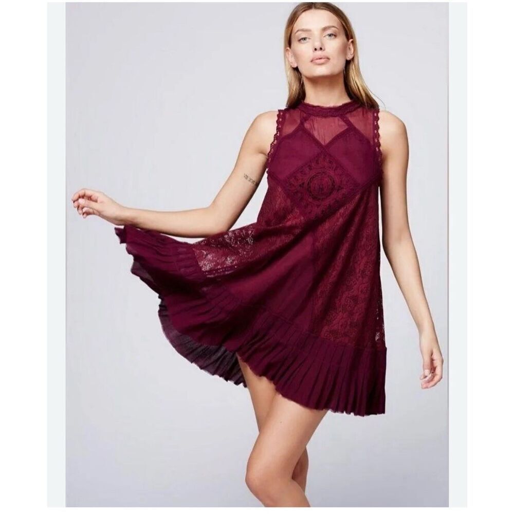 FREE PEOPLE | angel lace mini dress in wine M